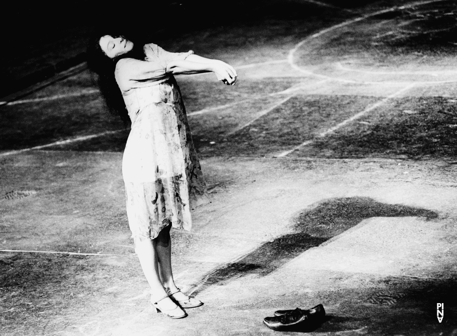 Aida Vainieri dans « Les Sept Péchés capitaux » de Pina Bausch