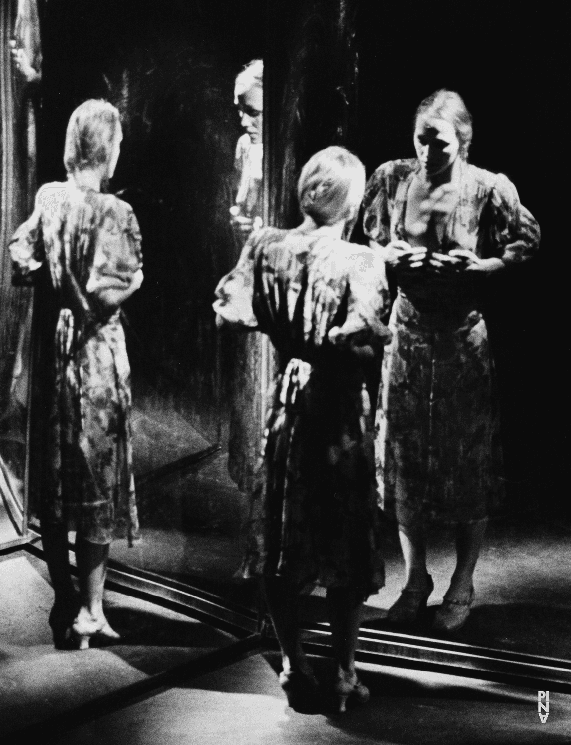 Marlis Alt dans « Les Sept Péchés capitaux » de Pina Bausch