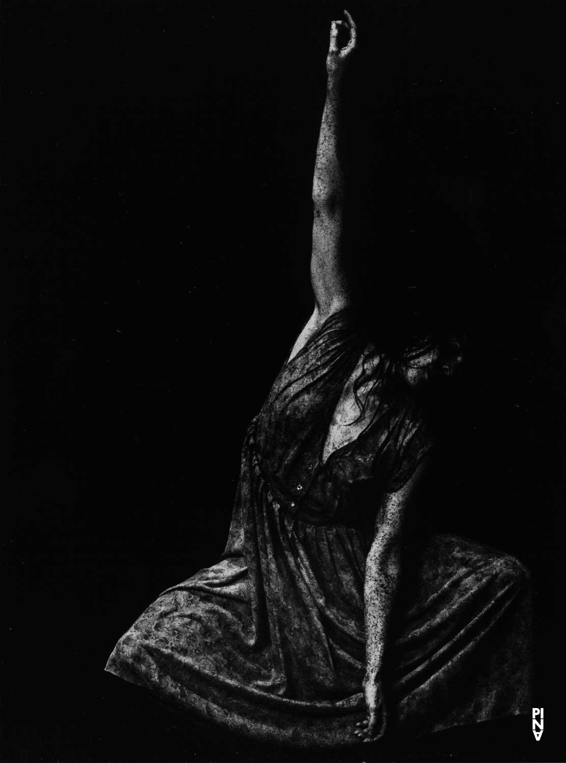 Ruth Amarante in „Ein Trauerspiel“ von Pina Bausch