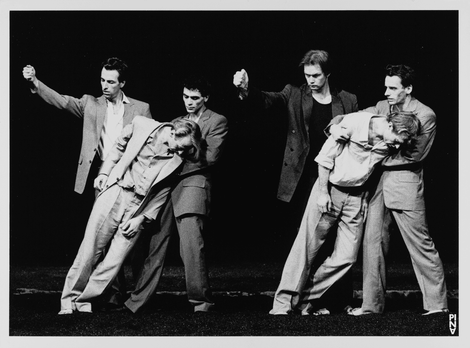 Photo de « Ein Trauerspiel (Jeu de deuil) » de Pina Bausch