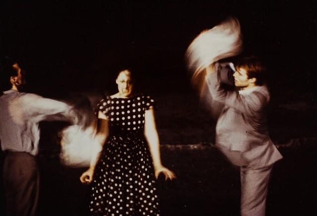 Bernd Uwe Marszan, Hans Beenhakker und Nazareth Panadero in „Ein Trauerspiel“ von Pina Bausch im Schauspielhaus Wuppertal, Spielzeit 1993/94