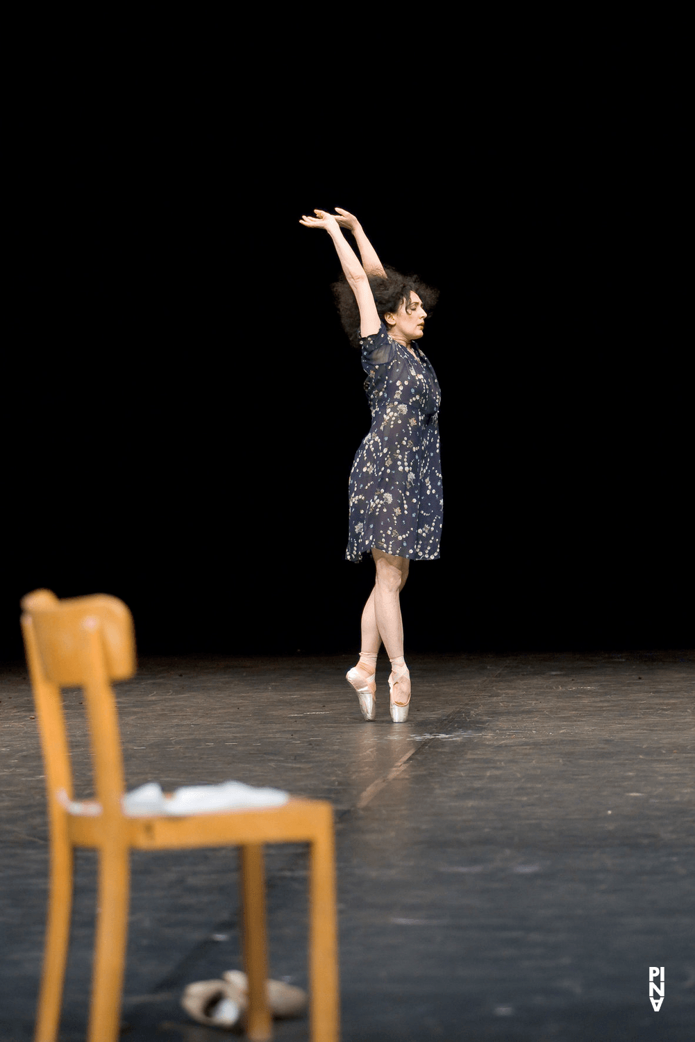 Cristiana Morganti dans « Viktor » de Pina Bausch avec Tanztheater Wuppertal à l'Opernhaus Wuppertal (Allemagne), 19 mai 2010