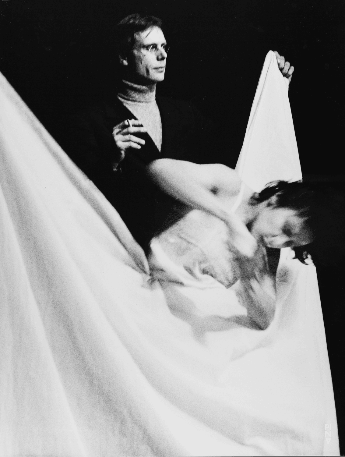 Anne Martin and Ed Kortlandt in “Viktor” by Pina Bausch