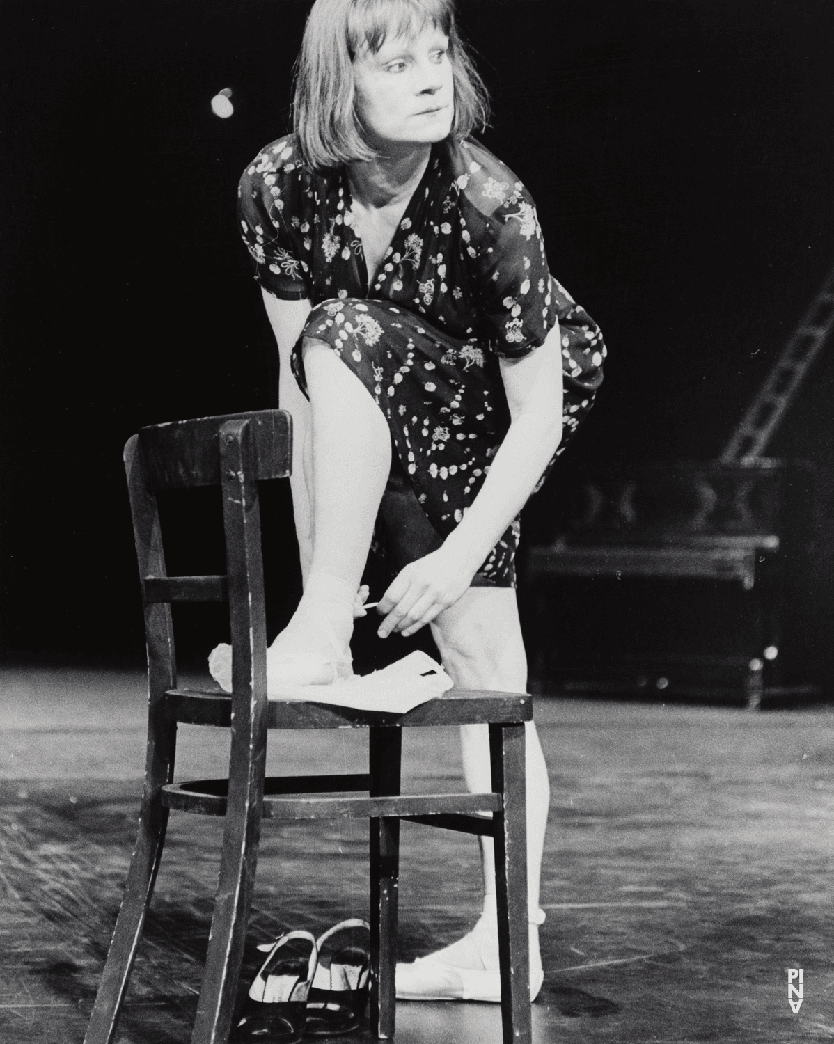 Silvia Kesselheim in “Viktor” by Pina Bausch