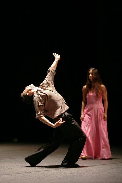 Fernando Suels Mendoza and Silvia Farias Heredia in “Vollmond (Full Moon)” by Pina Bausch with Tanztheater Wuppertal at Schauspielhaus Wuppertal (Germany), May 10, 2006