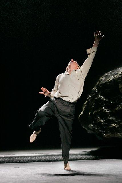 Dominique Mercy in “Vollmond (Full Moon)” by Pina Bausch with Tanztheater Wuppertal at Schauspielhaus Wuppertal (Germany), May 10, 2006