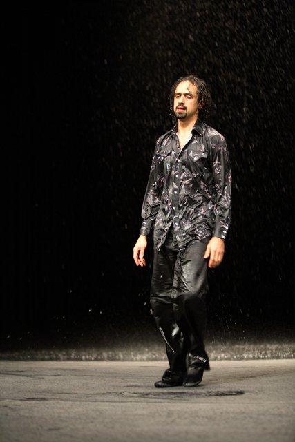 Jorge Puerta Armenta in “Vollmond (Full Moon)” by Pina Bausch with Tanztheater Wuppertal at Schauspielhaus Wuppertal (Germany), May 10, 2006
