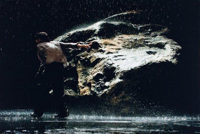Rainer Behr dans « Vollmond (Pleine lune) » de Pina Bausch, 27 septembre 2006