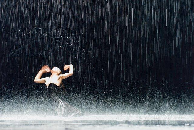 Julie Anne Stanzak in “Vollmond (Full Moon)” by Pina Bausch, Sept. 27, 2006