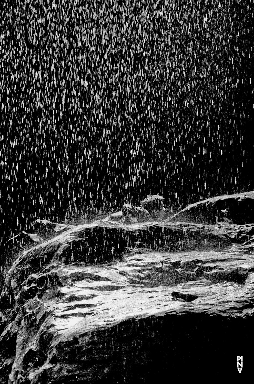 Rainer Behr dans « Vollmond (Pleine lune) » de Pina Bausch