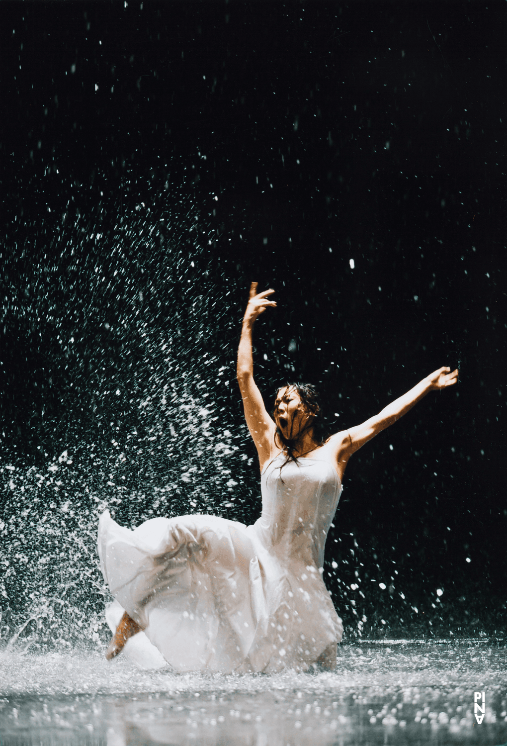 Azusa Seyama in „Vollmond“ von Pina Bausch, 11. Mai 2006