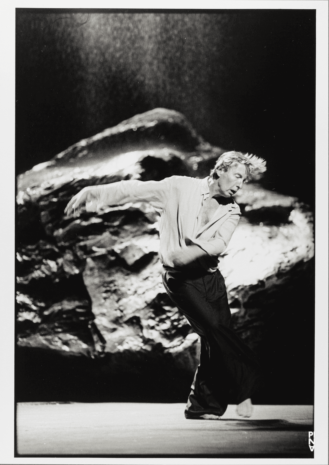 Dominique Mercy in „Vollmond“ von Pina Bausch