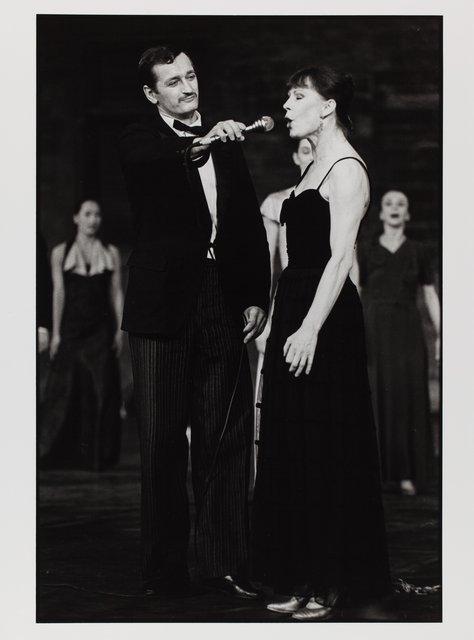 „Walzer“ von Pina Bausch im Cour d'honneur du Palais des Papes, Spielzeit 1982/83