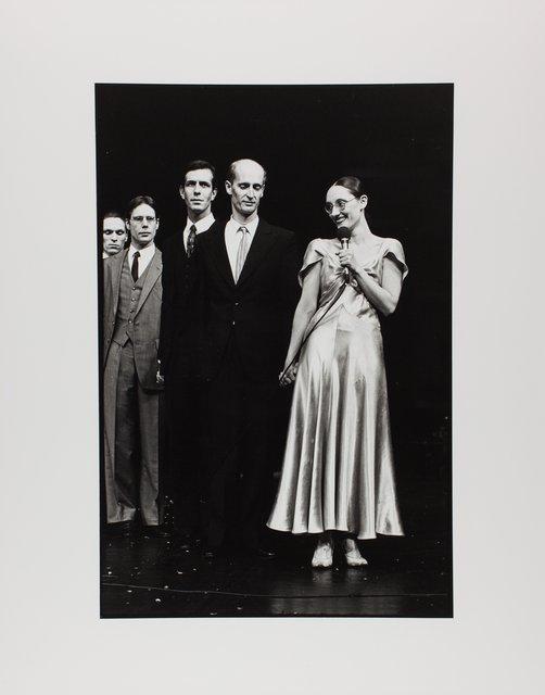 „Walzer“ von Pina Bausch im Cour d'honneur du Palais des Papes, Spielzeit 1982/83