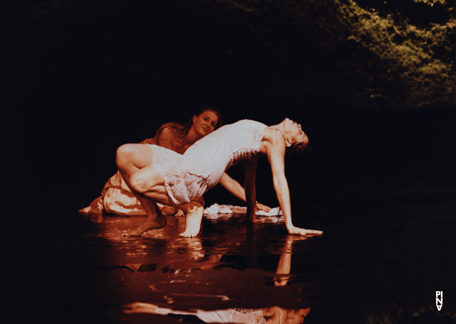 Ruth Amarante and Barbara Kaufmann in “Wiesenland” by Pina Bausch