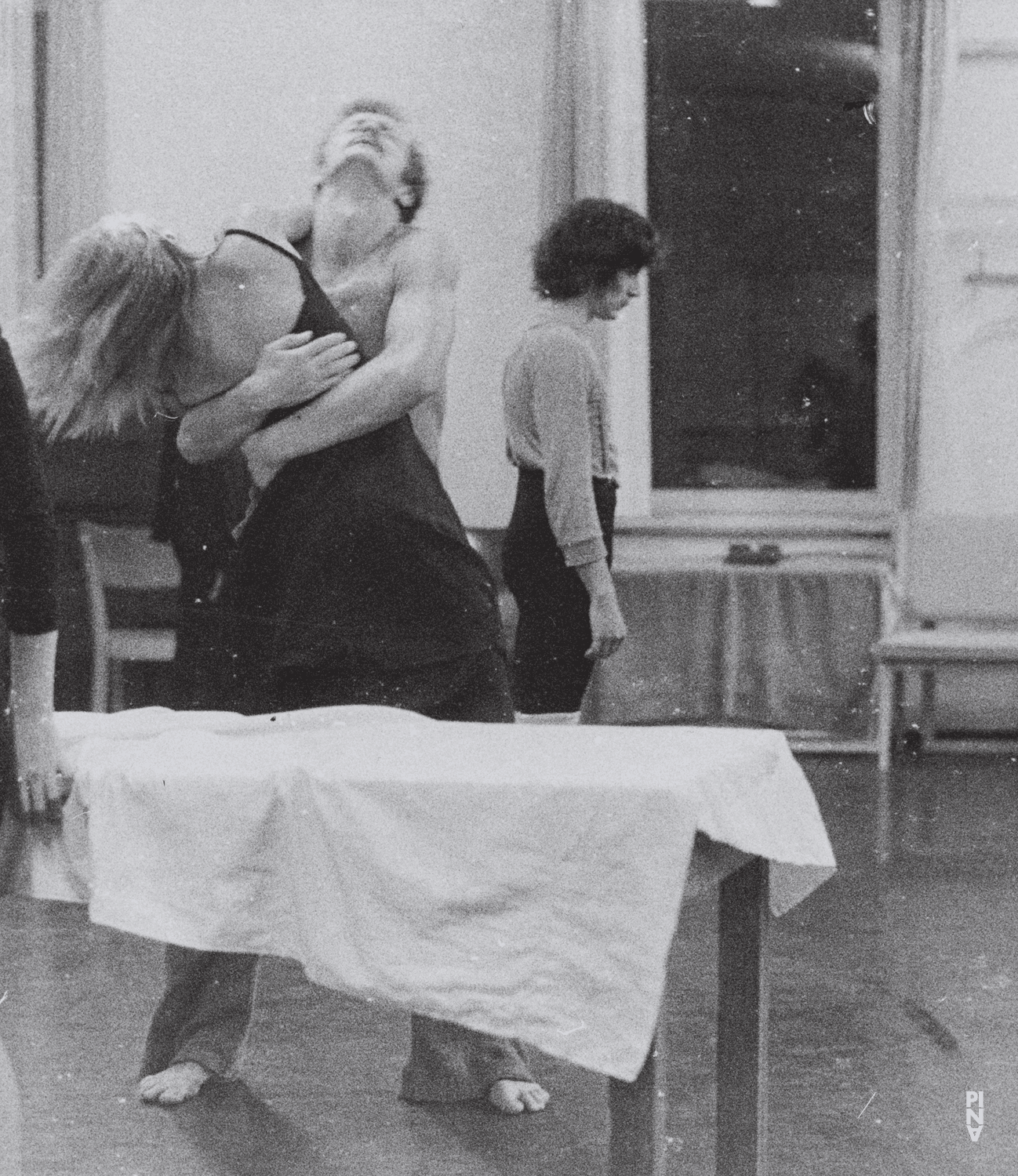 Laszlo Fenyves, Jan Minařík und Marlis Alt in „Wind von West“ von Pina Bausch