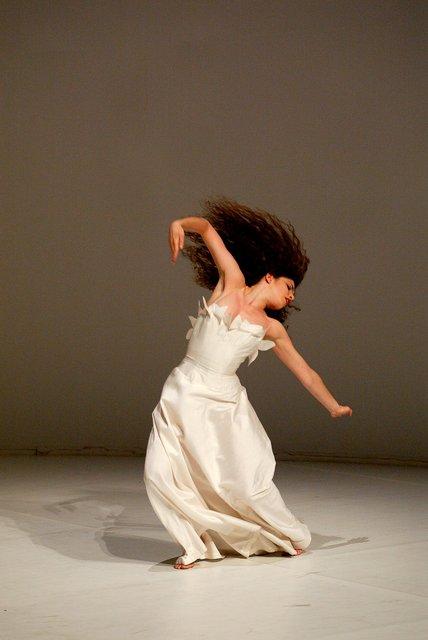 Mélanie Maurin in “Água” by Pina Bausch with Tanztheater Wuppertal at Théâtre de la Ville Paris (France), June 17, 2002