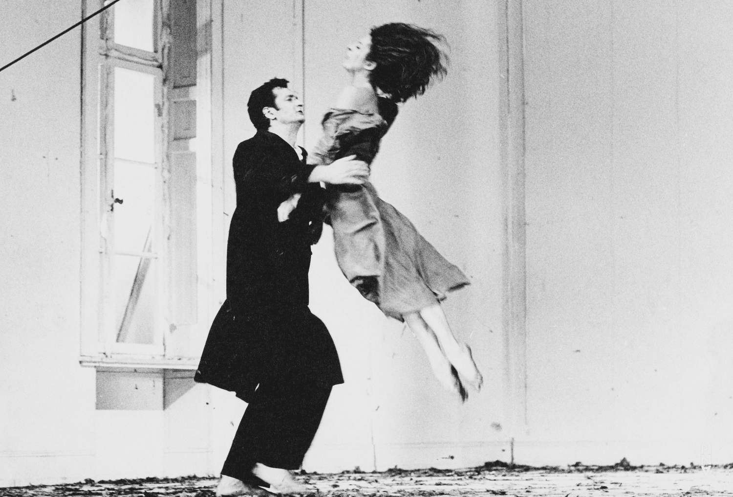 Beatrice Libonati und Jan Minařík in „Blaubart. Beim Anhören einer Tonbandaufnahme von Béla Bartóks Oper »Herzog Blaubarts Burg«“ von Pina Bausch