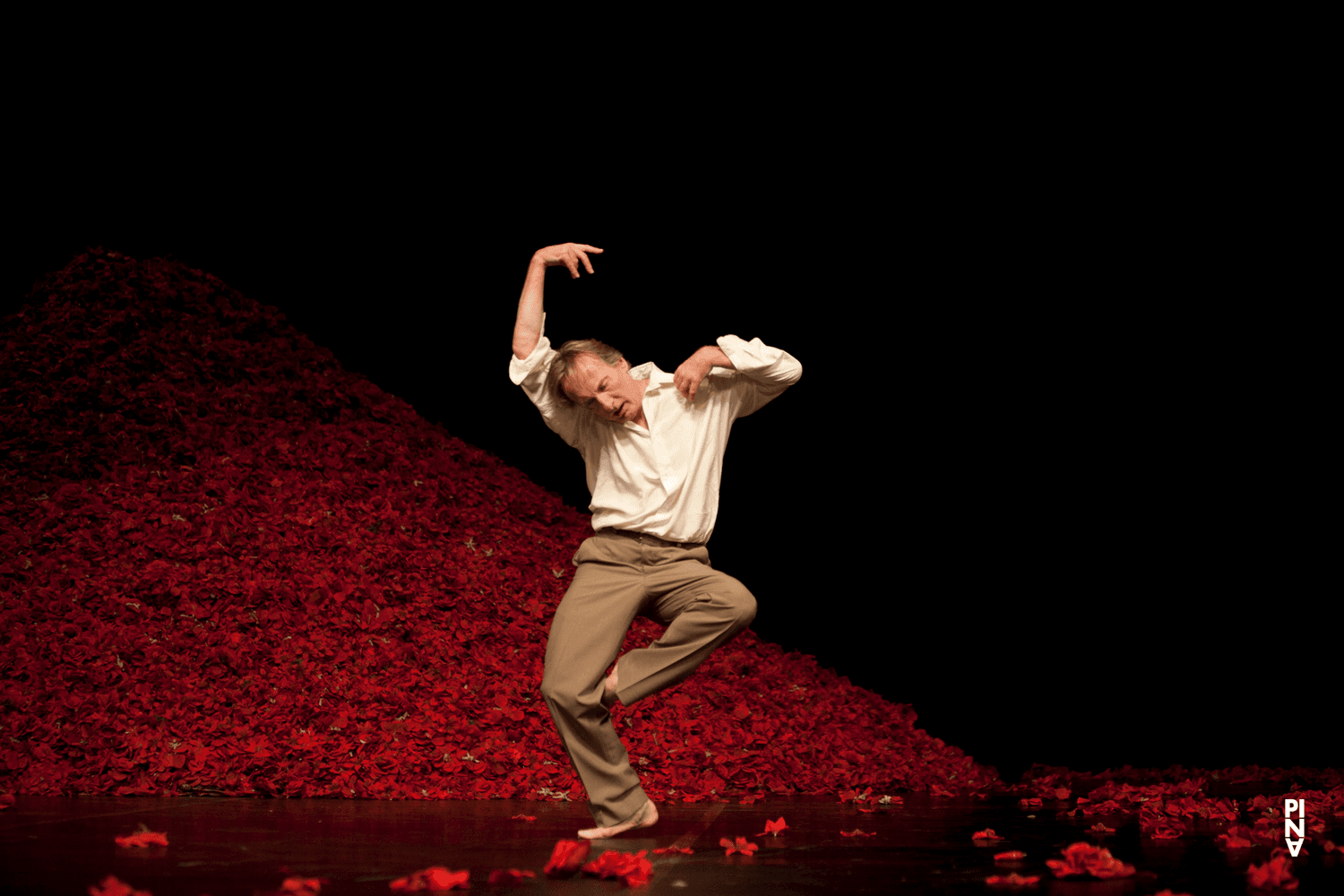 Dominique Mercy in “Der Fensterputzer (The Window Washer)” by Pina Bausch with Tanztheater Wuppertal at Opernhaus Wuppertal (Germany), Nov. 3, 2011