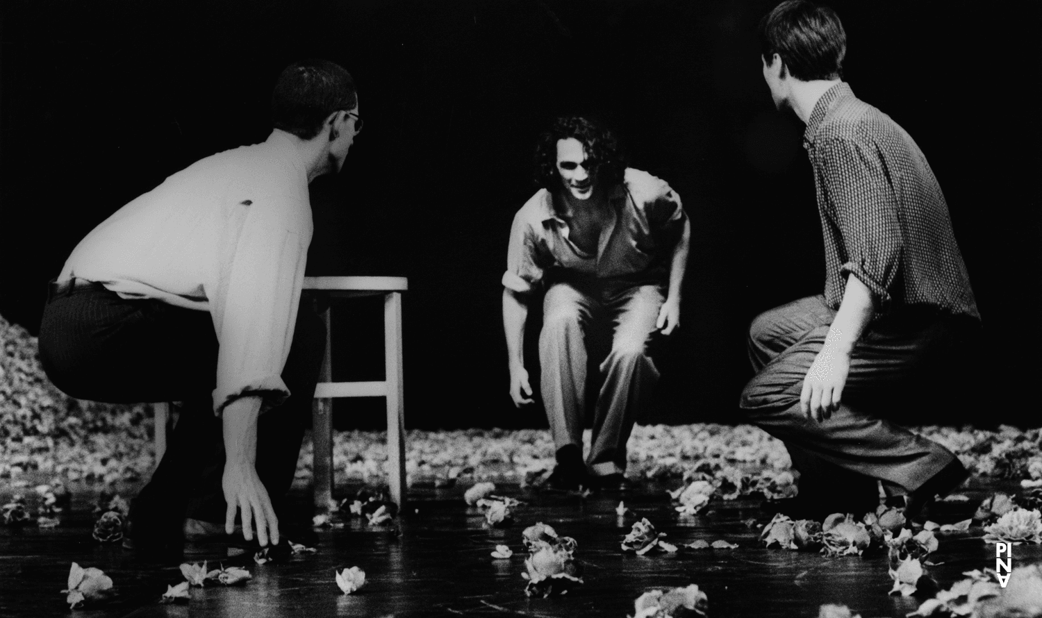Fernando Suels Mendoza and Daphnis Kokkinos in “Der Fensterputzer (The Window Washer)” by Pina Bausch
