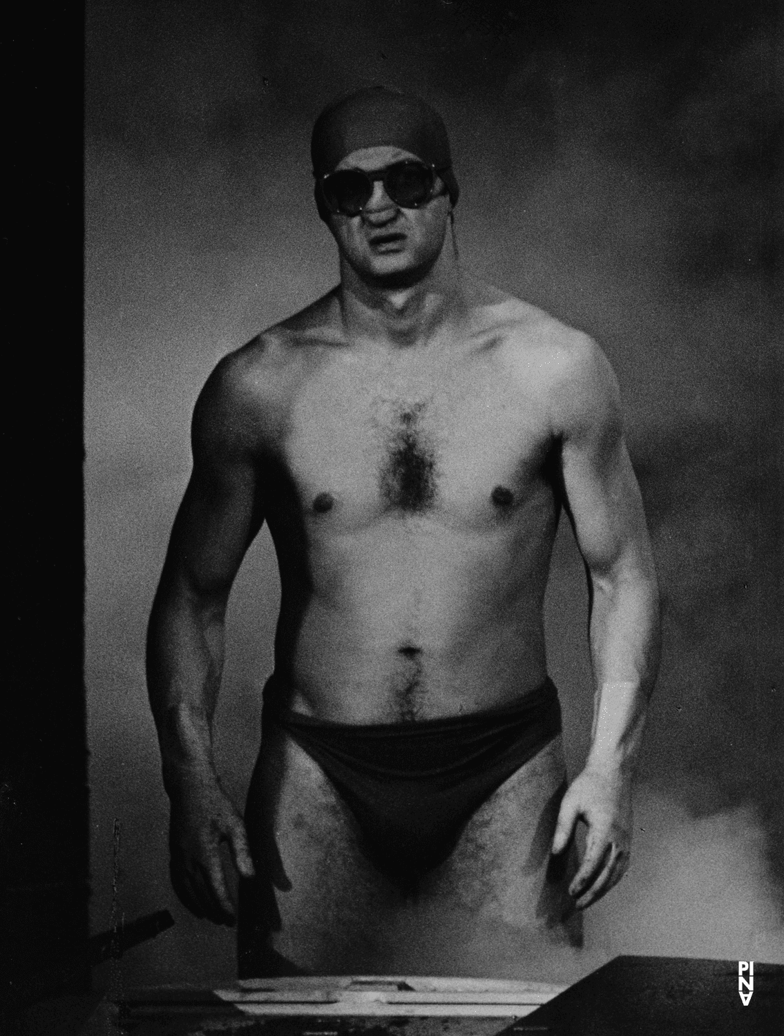 Jan Minařík in “Auf dem Gebirge hat man ein Geschrei gehört (On the Mountain a Cry Was Heard)” by Pina Bausch