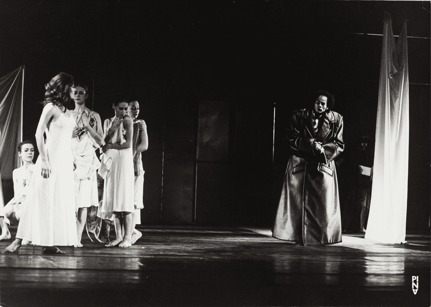 „Iphigenie auf Tauris“ von Pina Bausch im Opernhaus Wuppertal, 20. April 1974
