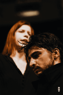 Damiano Ottavio Bigi und Anna Wehsarg in „Komm tanz mit mir“ von Pina Bausch | Foto: Laszlo Szito