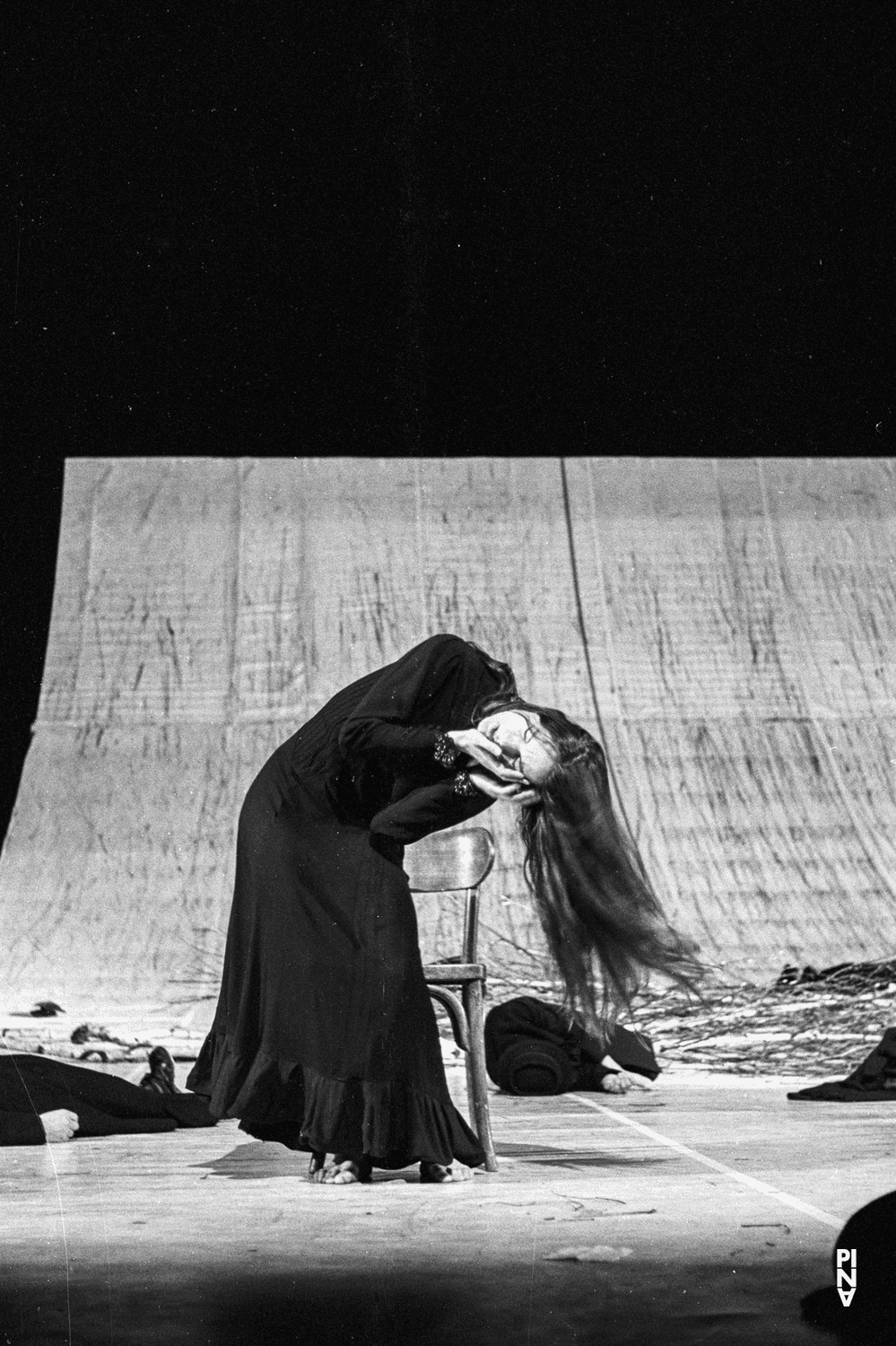 Yolanda Meier in „Komm tanz mit mir“ von Pina Bausch