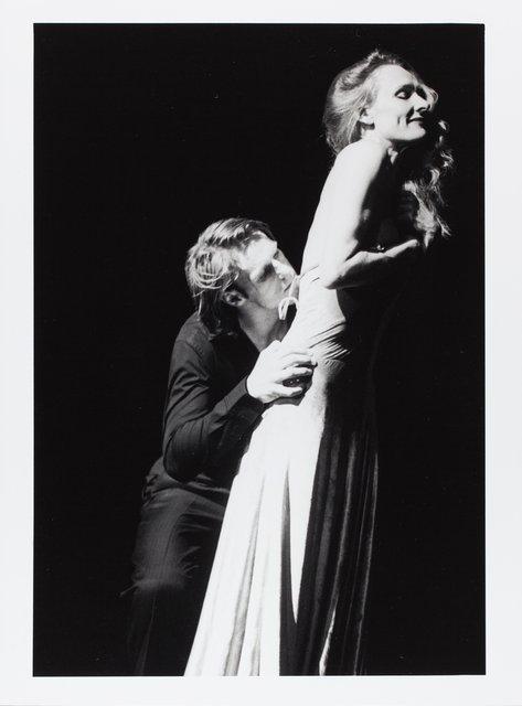 Michael Strecker und Julie Shanahan in „'Sweet Mambo'“ von Pina Bausch, Spielzeit 2007/08