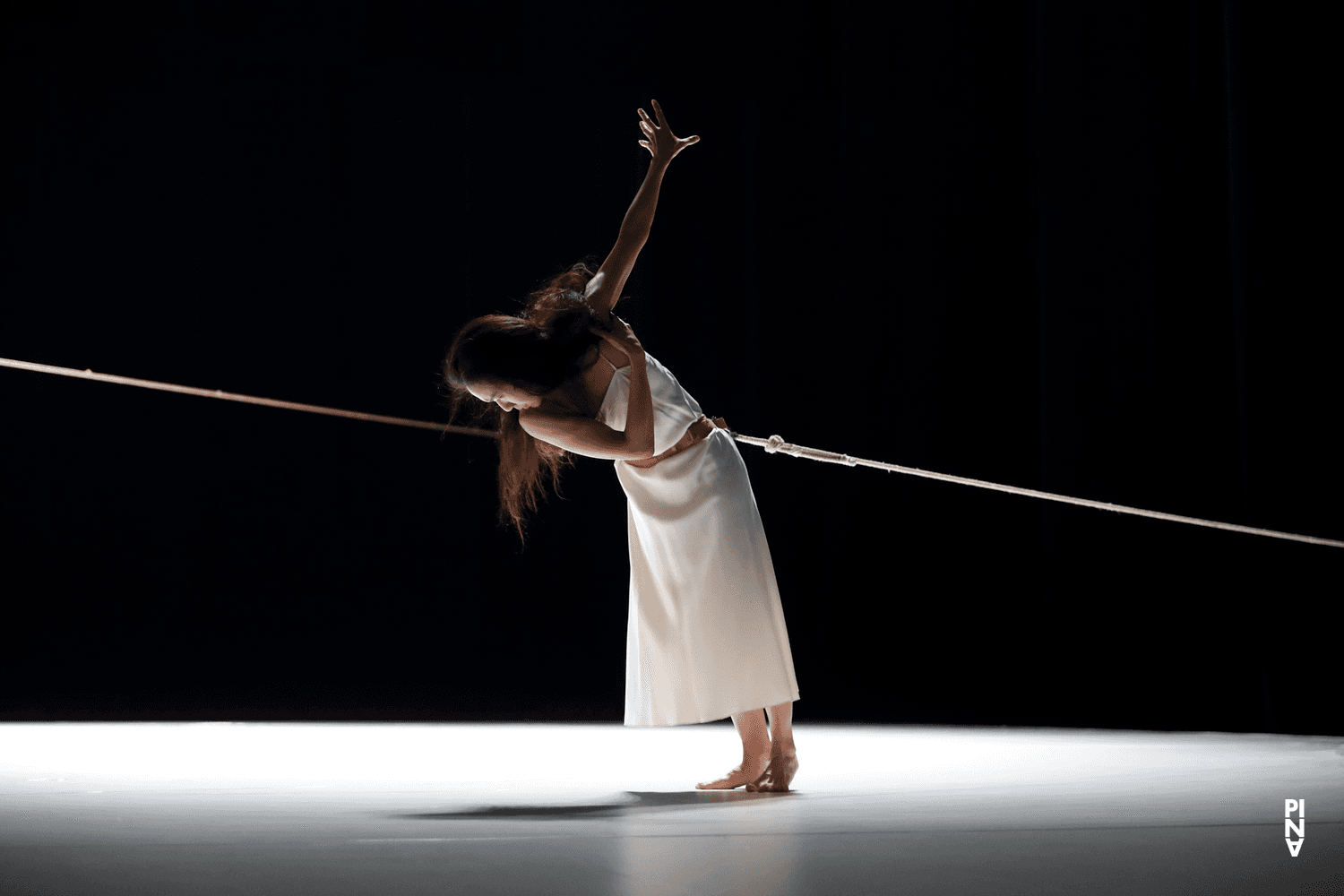 Tsai-Chin Yu dans « "... como el musguito en la piedra, ay si, si, si ..." (Comme la mousse sur la pierre) » de Pina Bausch avec Tanztheater Wuppertal, 2 octobre 2019