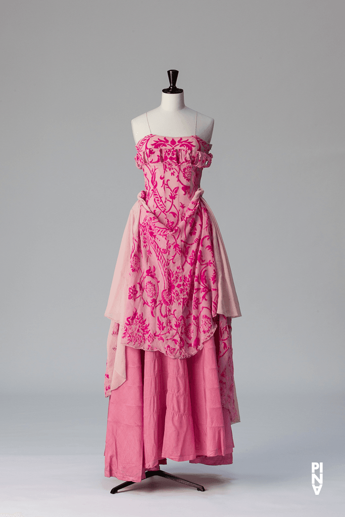 Long dress worn in “Nefés” by Pina Bausch
