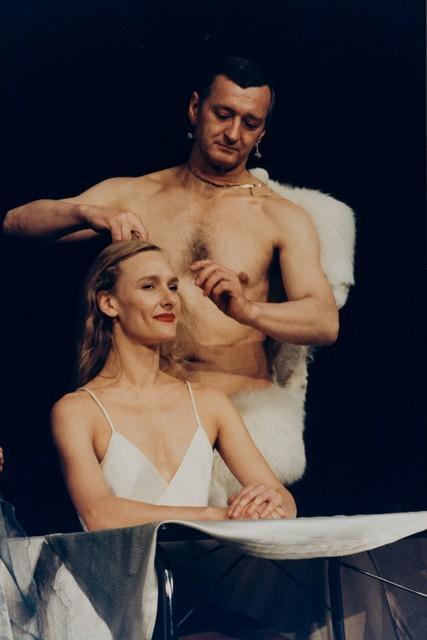 Jan Minařík et Julie Shanahan dans « Nur Du » de Pina Bausch, 11 mai 1996