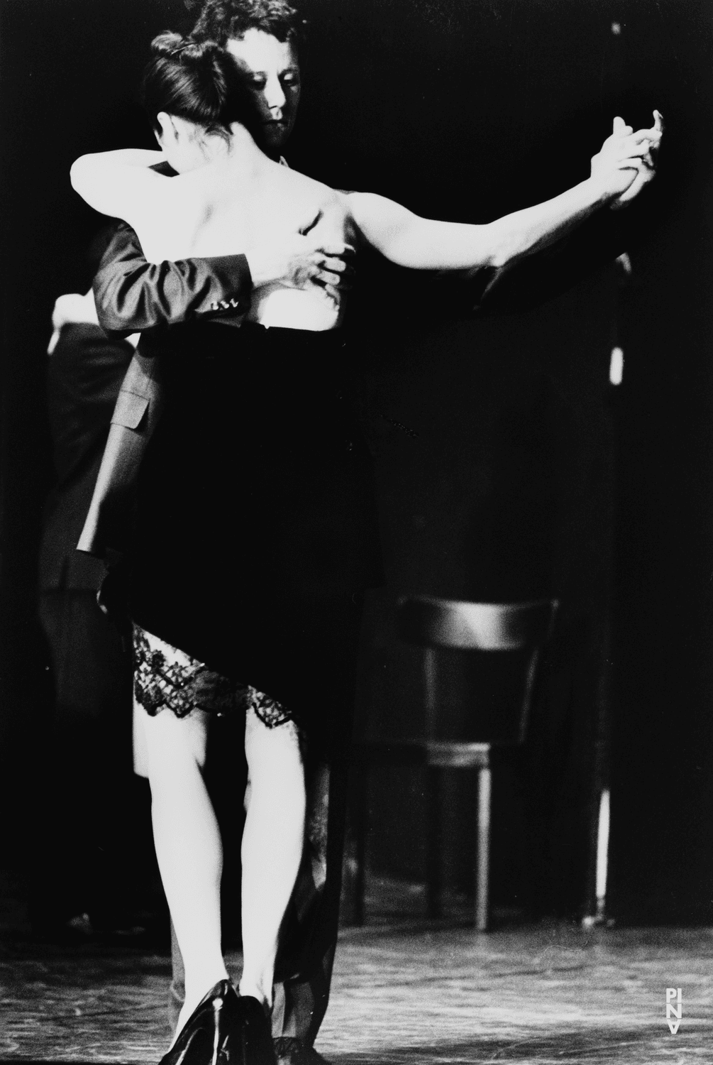 Julie Anne Stanzak und Stephan Brinkmann in „Nur Du“ von Pina Bausch