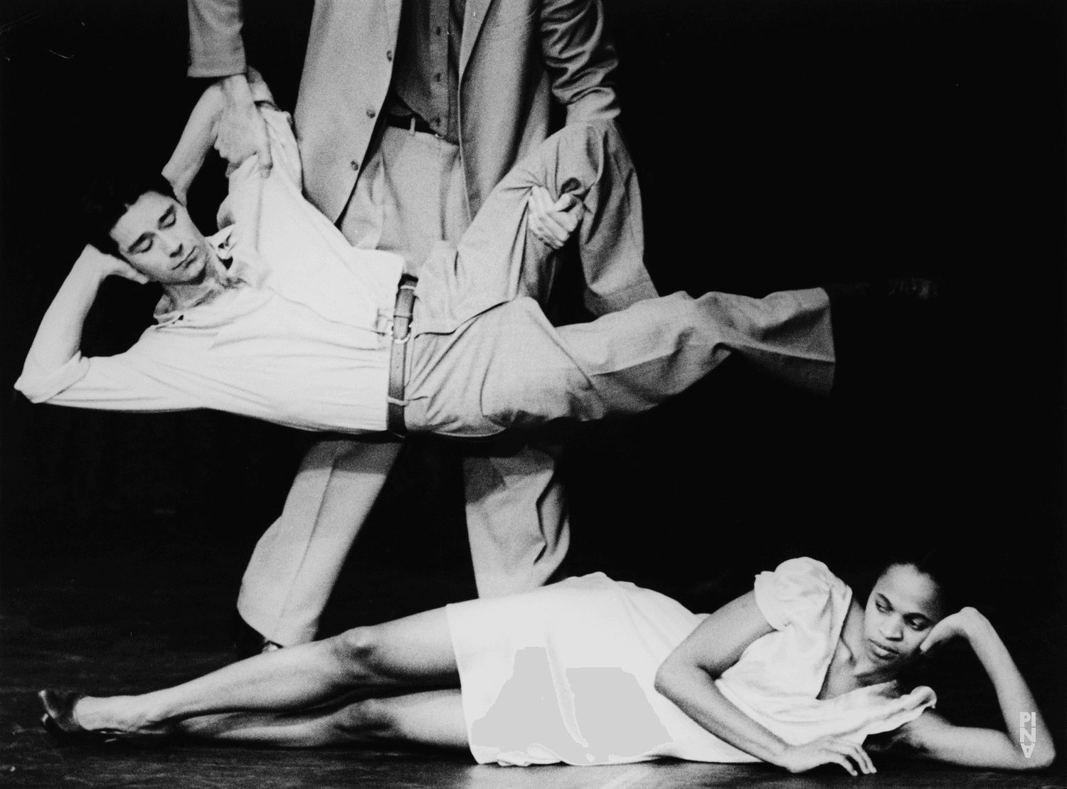 Regina Advento und Rainer Behr in „Nur Du“ von Pina Bausch