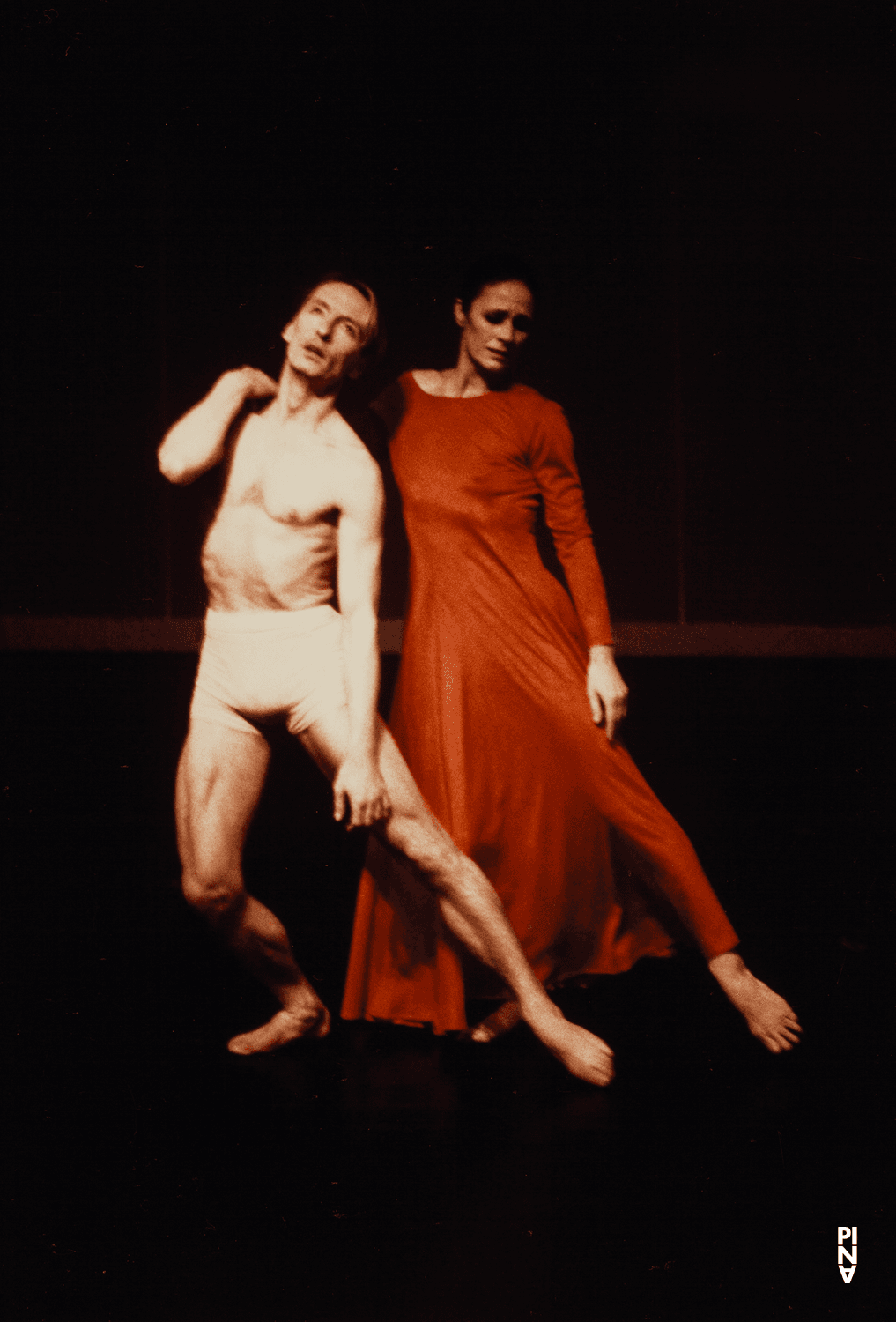 Malou Airaudo and Dominique Mercy in “Orpheus und Eurydike” by Pina Bausch