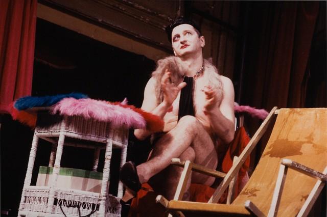 Jan Minařík in „Palermo Palermo“ von Pina Bausch im Teatro Biondo Palermo, Spielzeit 1989/90