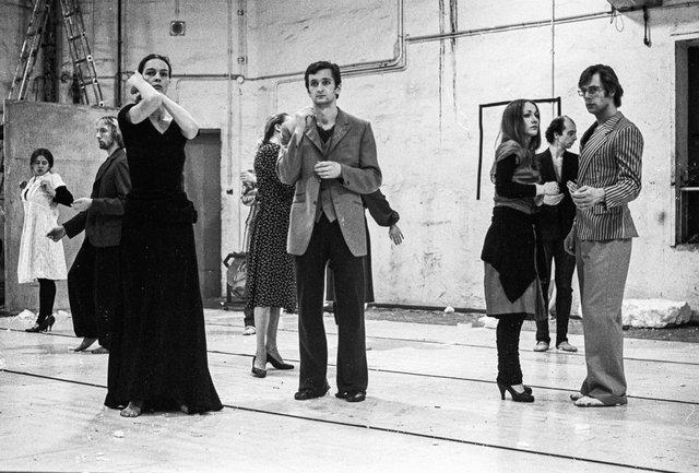 „Renate wandert aus“ von Pina Bausch, Spielzeit 1977/78