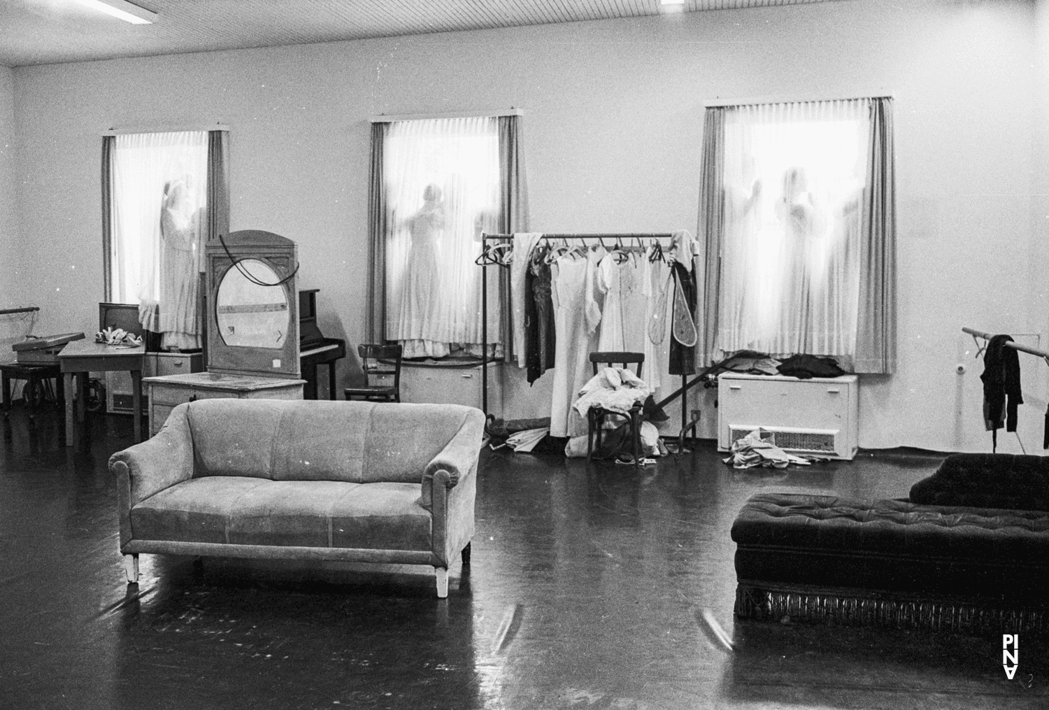 „Renate wandert aus“ von Pina Bausch, Spielzeit 1977/78