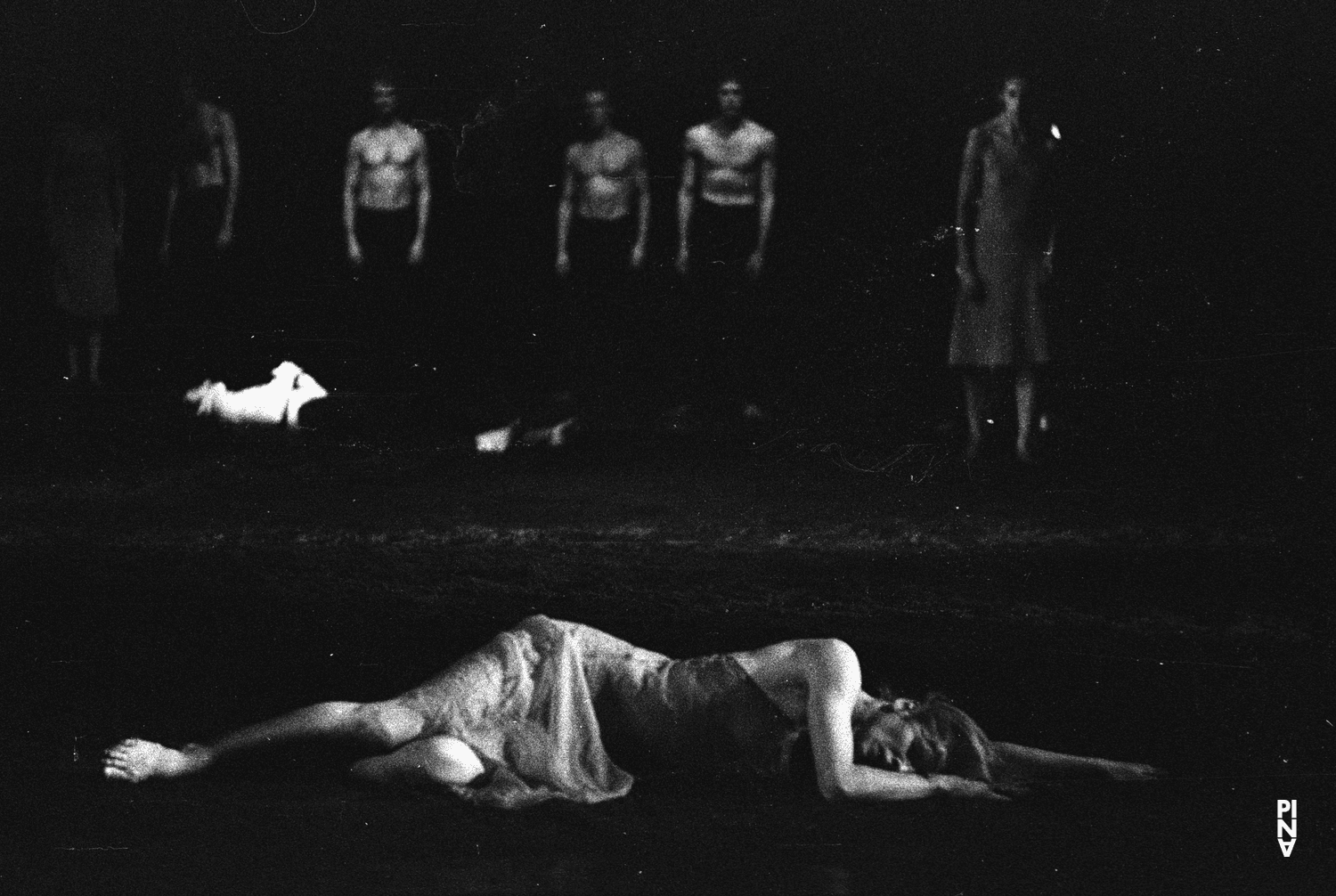 Marlis Alt and Jan Minařík in “The Rite of Spring” by Pina Bausch