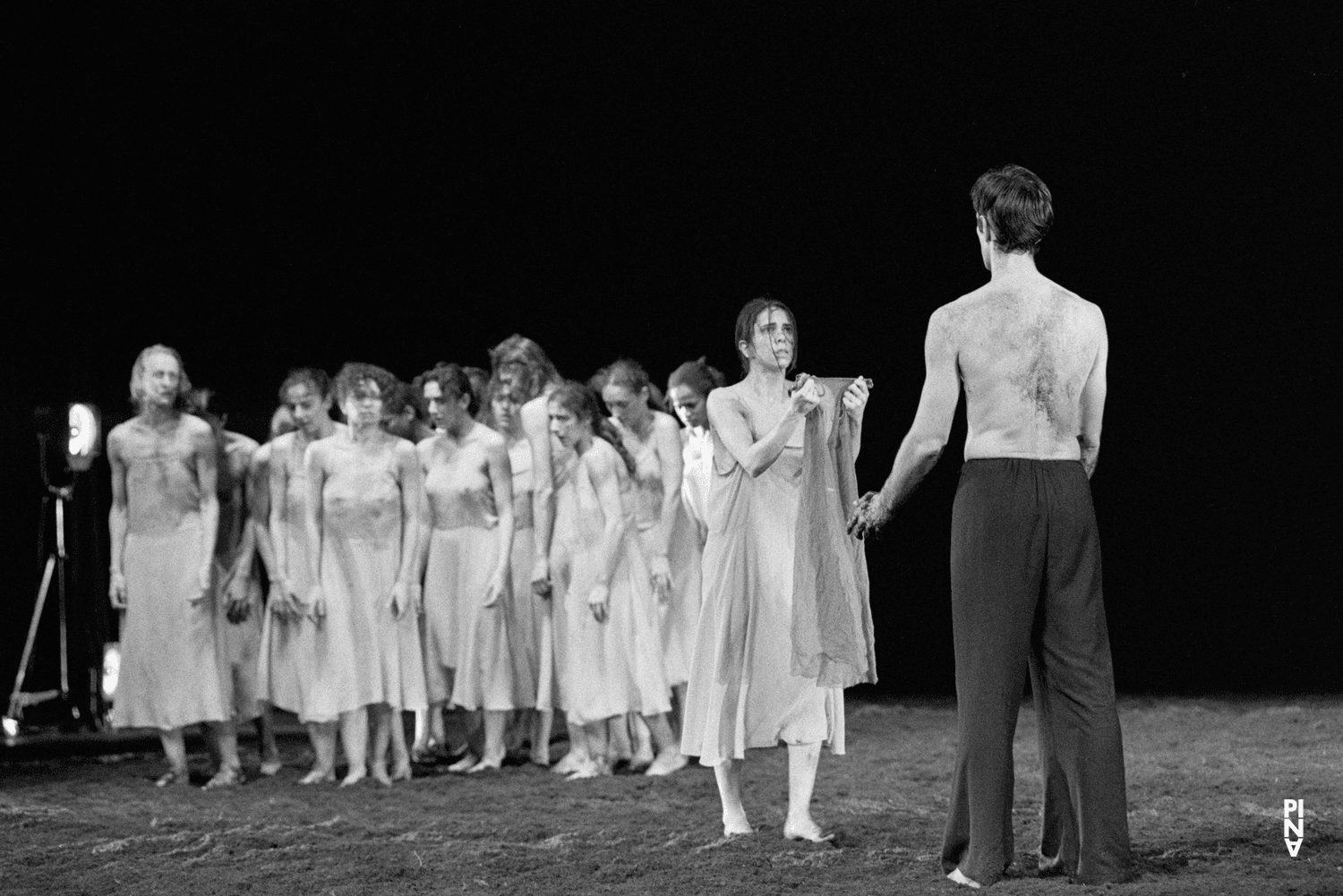 « Le Sacre du printemps » de Pina Bausch à l'Opernhaus Wuppertal, saison 1992/93