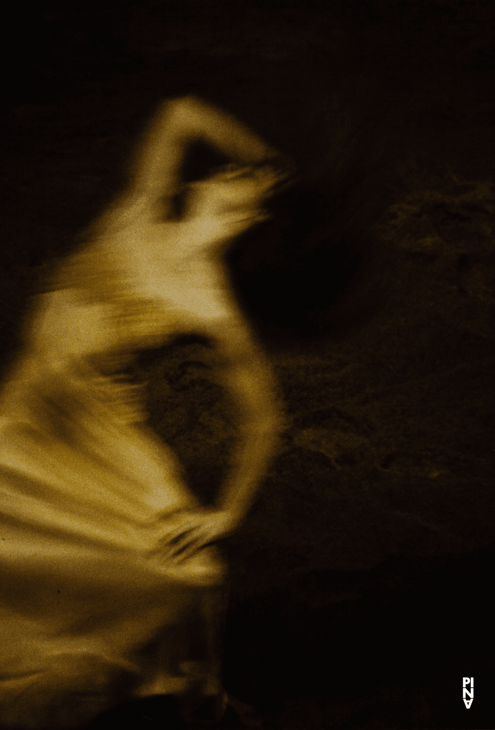 Barbara Kaufmann in „Das Stück mit dem Schiff“ von Pina Bausch