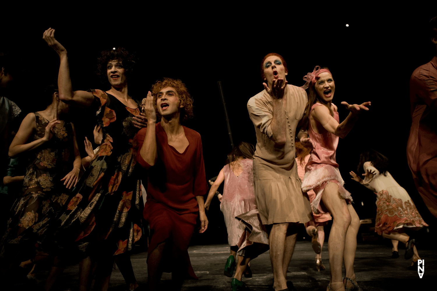 « Les Sept Péchés capitaux » de Pina Bausch avec Tanztheater Wuppertal au Schauspielhaus Wuppertal (Allemagne), 27 novembre 2008