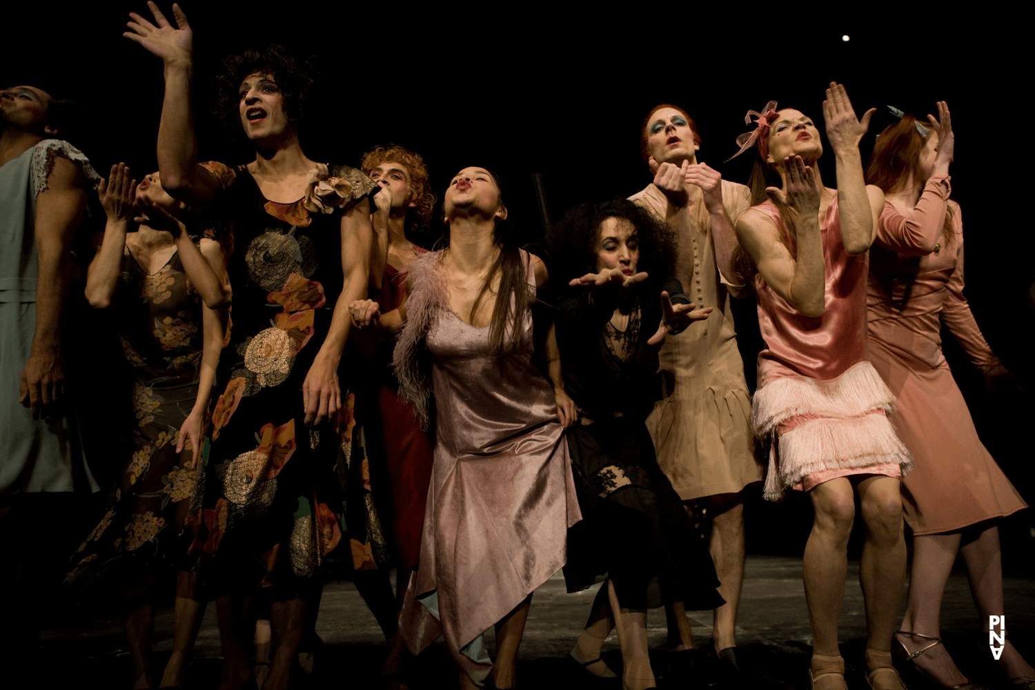 « Les Sept Péchés capitaux » de Pina Bausch avec Tanztheater Wuppertal au Schauspielhaus Wuppertal (Allemagne), 27 novembre 2008