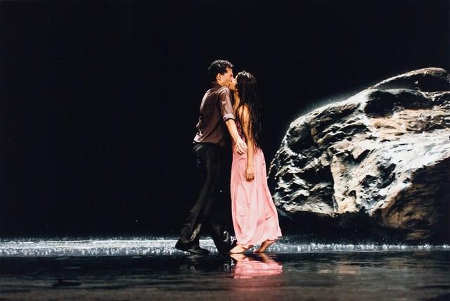 Fernando Suels Mendoza et Silvia Farias Heredía dans « Vollmond (Pleine lune) » de Pina Bausch, 27 septembre 2006