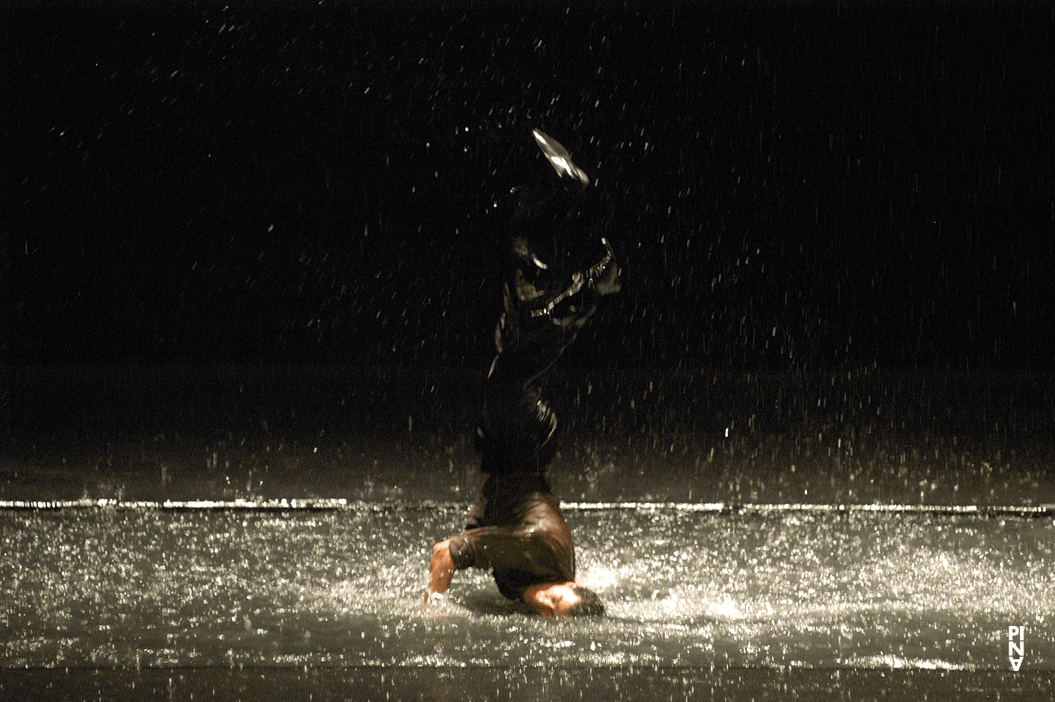Fernando Suels Mendoza in “Vollmond (Full Moon)” by Pina Bausch