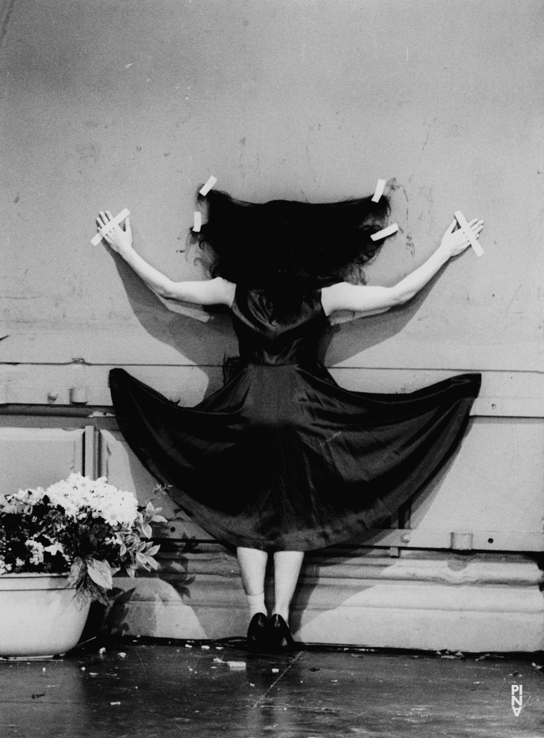 Beatrice Libonati in „Walzer“ von Pina Bausch im Koninklijk Theater Carré Amsterdam, Spielzeit 1981/82