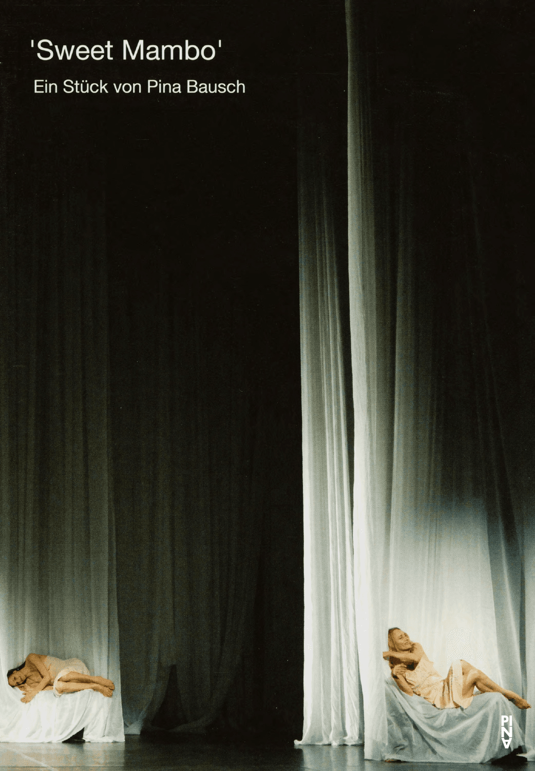 Programmheft zu „'Sweet Mambo'“ von Pina Bausch mit Tanztheater Wuppertal in Wuppertal, 05.11.2015–08.11.2015