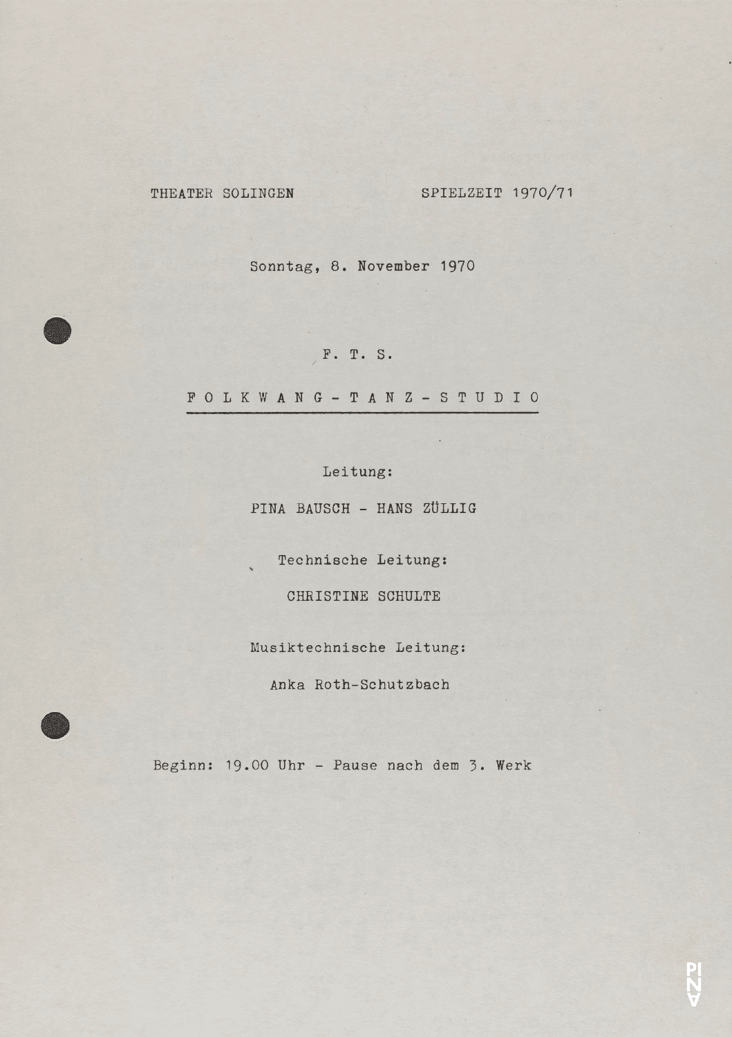 Programme pour « Nachnull (Après Zéro) » et « Im Wind der Zeit » de Pina Bausch avec Folkwang Tanzstudio, « Mono » de Susanne Linke avec Folkwang Tanzstudio et « Recueil », « Metamorphose » et « Poème dansé » de Jean Cébron avec Folkwang Tanzstudio à Solingen, 8 novembre 1970