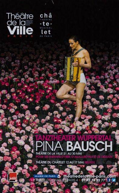 Programmheft zu „Nelken“ von Pina Bausch mit Tanztheater Wuppertal in Paris, 12.05.2015–17.05.2015