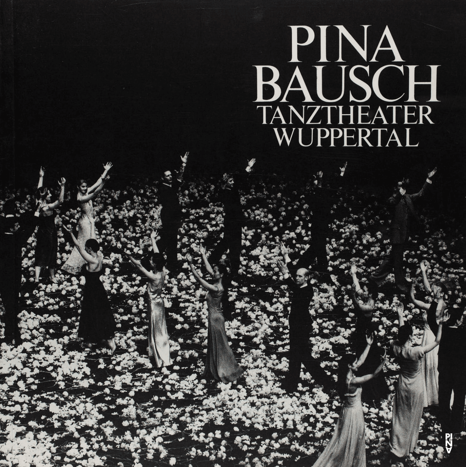 Programme pour « Nelken (Les œillets) » de Pina Bausch avec Tanztheater Wuppertal à Tokyo, Yokohama, Kyoto et Osaka, 6 sept. 1989 – 17 sept. 1989